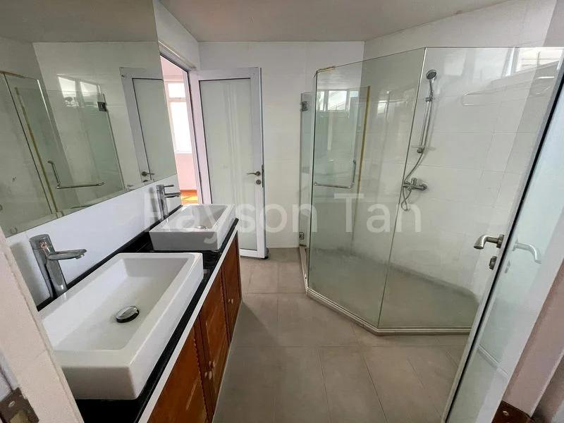 5 Bed Bungalow (Landed) for Rent in  Chestnut Gardens - Image 12